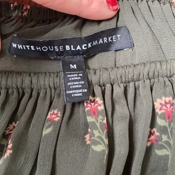White House Black Market off shoulder top - Picture 3 of 11
